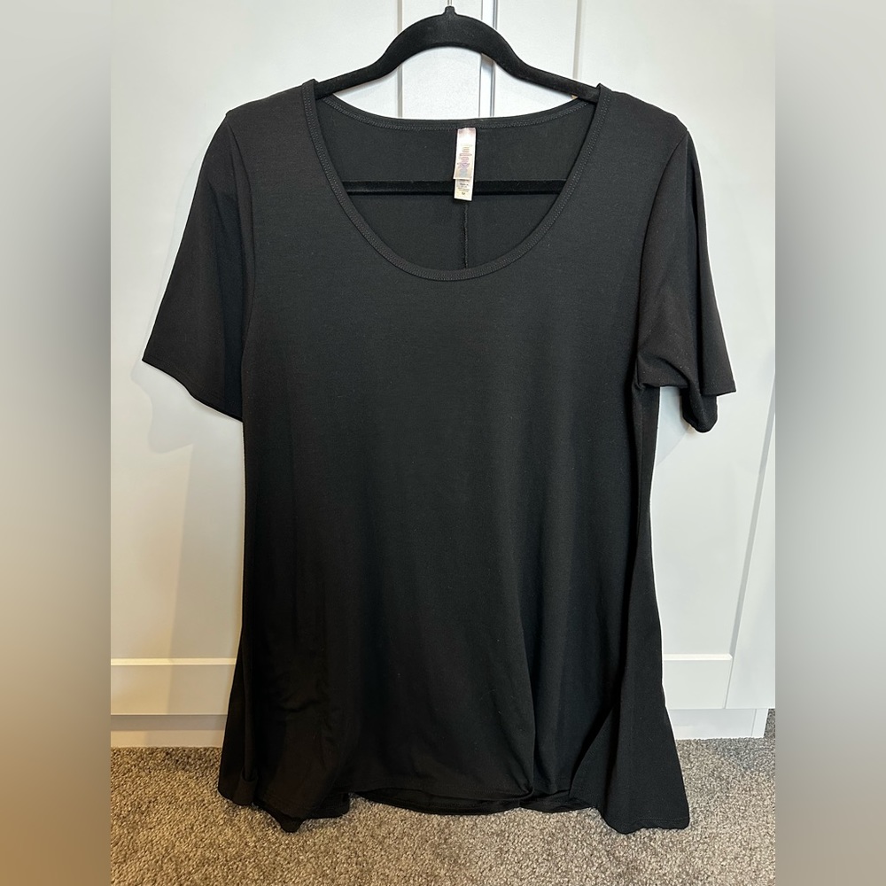 LuLaRoe Perfect T SOLID BLACK